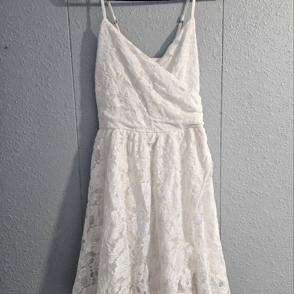 Abercrombie & Fitch med, white dress